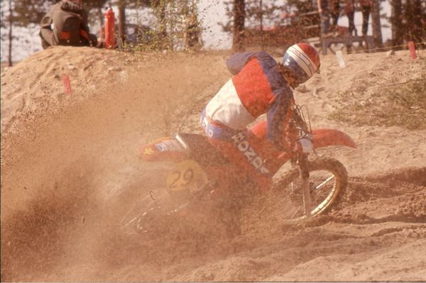 Brad Lackey lennättää santaa 1978